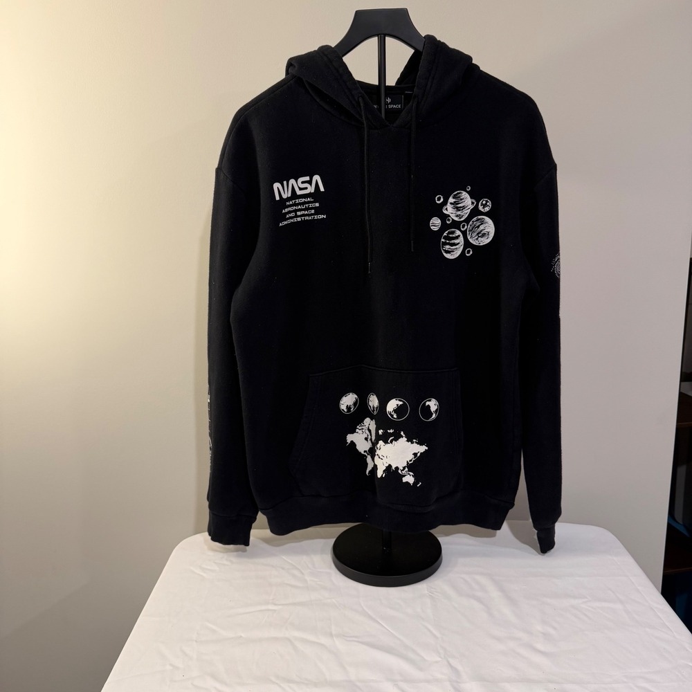 Hyper Space NASA Graphic Hoodie Black Mens Large Space Shuttle Planets Logo